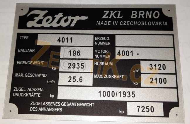 Výrobní štítek Zetor 4011 DE
