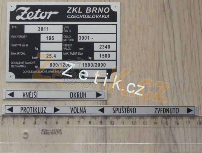 Malá sada - štítky Zetor nevyplněný