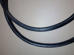 Těsnění čelního skla MKK Z3011